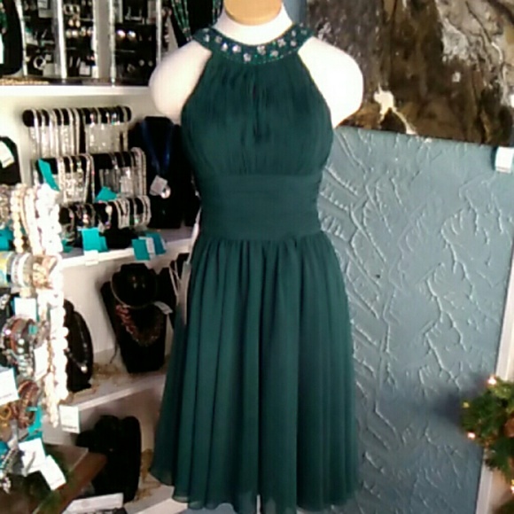 New Izilady Sleeveless Sequin/Bead Trimmed Dress - Picture 1 of 6